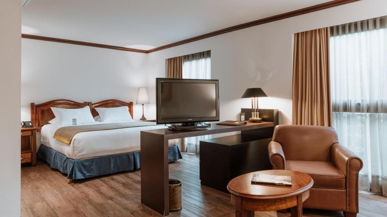 Hotel Park10 Medellín Zewnętrze zdjęcie