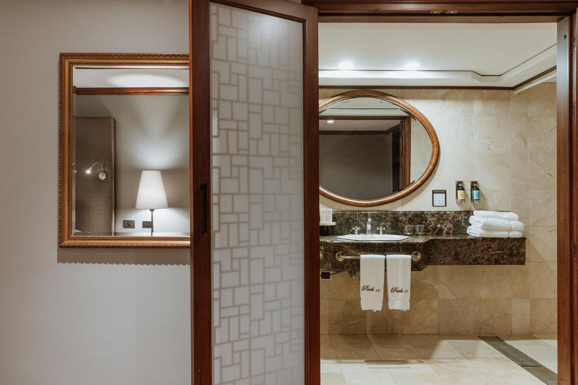 Hotel Park10 Medellín Zewnętrze zdjęcie Bathroom